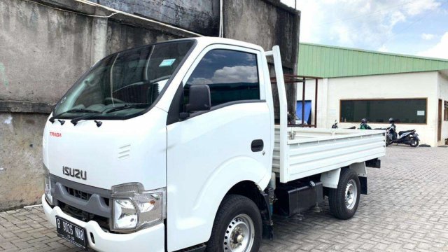 Isuzu Traga Pick Up Bekas. Isuzu Traga bekas