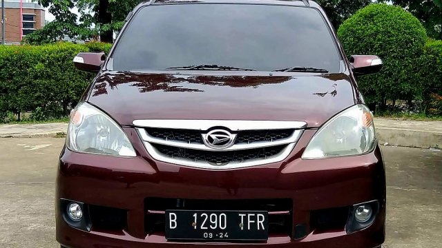 Harga Second Mobil Xenia. Daihatsu Xenia bekas