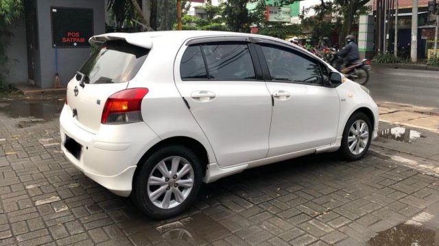 Harga Mobil Toyota Yaris 2010. Jual beli Toyota Yaris 2010 bekas murah di Indonesia