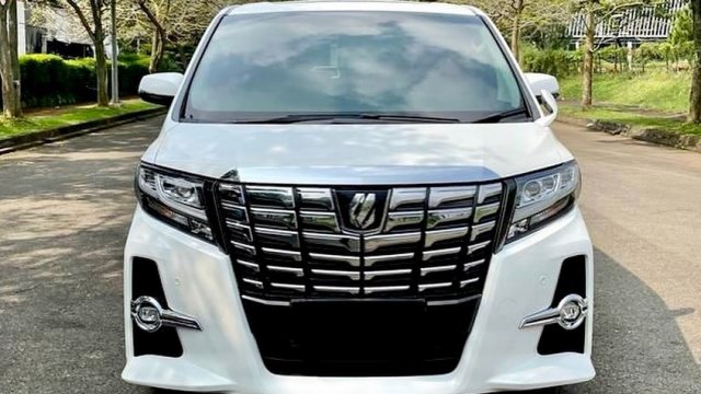 Mobil Alphard Warna Putih. Jual mobil Toyota Alphard warna Putih bekas, aman, murah
