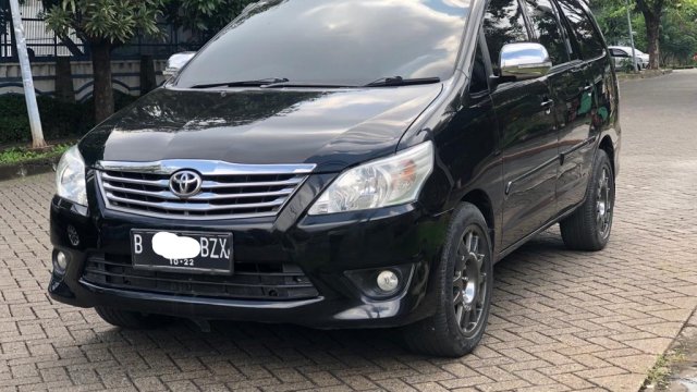 Harga Mobil Bekas Innova 2012 : Toyota Innova