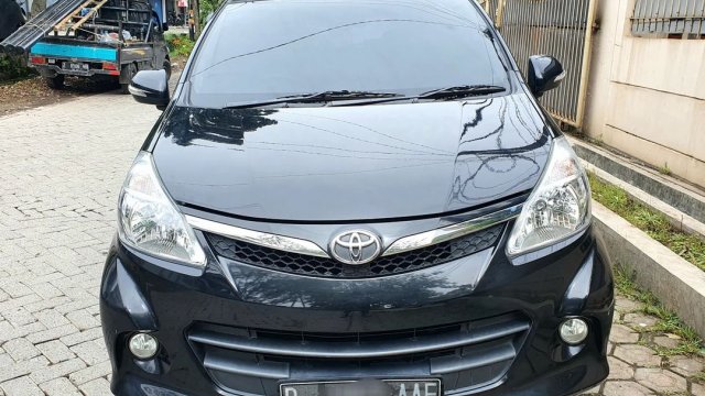 Harga Seken Avanza Veloz 2018. Jual beli Toyota Avanza Veloz 2018 bekas murah di Indonesia