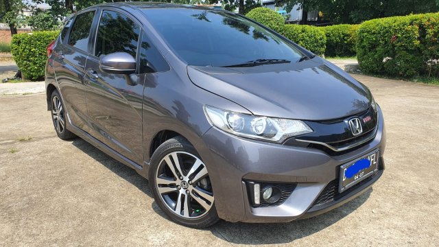 Honda Jazz 2017 Bekas Jakarta. Jual beli Honda Jazz 2017 bekas murah di Indonesia