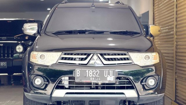 Harga Mitsubishi Pajero Sport 2015. Jual beli Mitsubishi Pajero Sport 2015 bekas murah di Indonesia