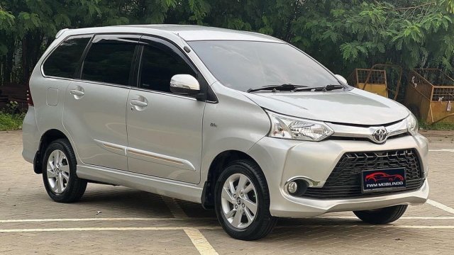 Harga Avanza Veloz 1.5 2017 Bekas. Jual beli Toyota Avanza Veloz 2017 bekas murah di Indonesia