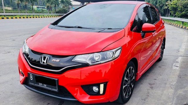 Mobil Honda Jazz Matic. Jual beli Honda Jazz 2016 bekas murah di Indonesia