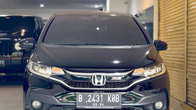 Gambar Mobil Honda Jazz Terbaru. Harga Mobil Bekas Honda Jazz Terbaru