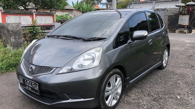 Honda Jazz Rs 2010 Manual. Jual beli Honda Jazz 2010 bekas murah di Indonesia