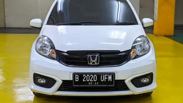 Harga Brio Bekas Solo. Jual beli Honda Brio 2015 bekas murah di Indonesia