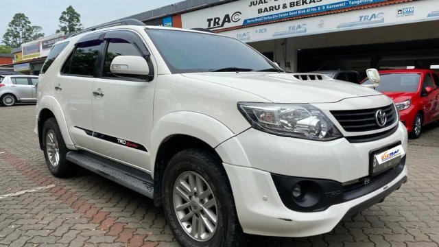 Harga Fortuner 2014 Diesel Matic. Jual beli Toyota Fortuner 2014 bekas murah di Indonesia