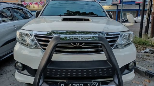 Harga Mobil Bekas Fortuner 2013 Manual. DP ceper untuk mobil Toyota Fortuner 2013 Manual bekas, baru