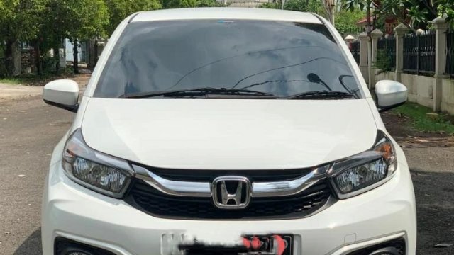 Honda Brio Warna Putih. Jual mobil Honda Brio 2021 warna Putih bekas, aman, murah