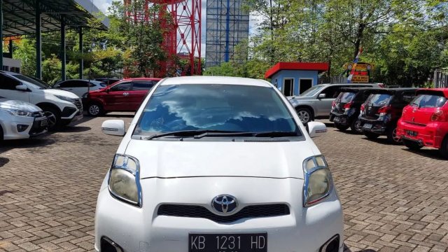 Harga Mobil Yaris Bekas 2013. Jual beli Toyota Yaris 2013 bekas murah di Indonesia