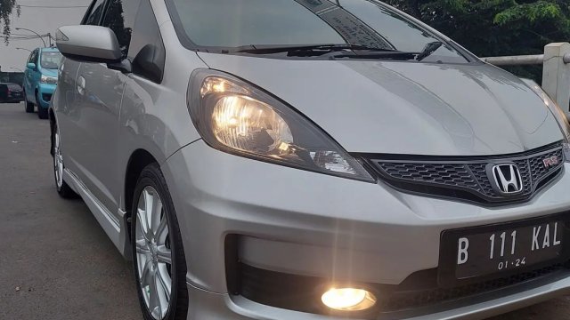 Harga Mobil Honda Zass Bekas. Harga Mobil Bekas Honda Jazz Terbaru