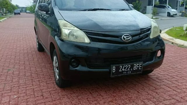 Harga Mobil Xenia Bekas 2015. Jual beli Daihatsu Xenia 2015 bekas murah di Indonesia