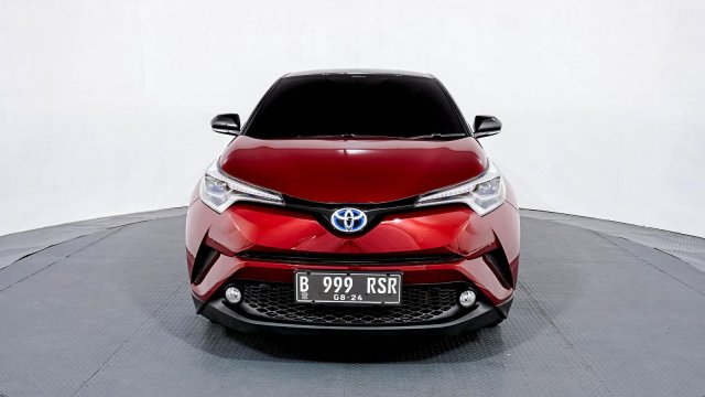 Harga Toyota C Hr Hybrid 2019 Indonesia. Jual beli Toyota C-HR 2019 bekas murah di Indonesia