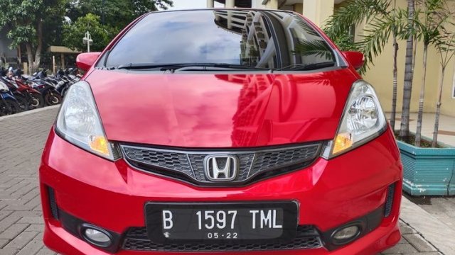 Harga Honda Jazz 2012 Manual Bekas. Jual beli Honda Jazz 2012 bekas murah di Indonesia