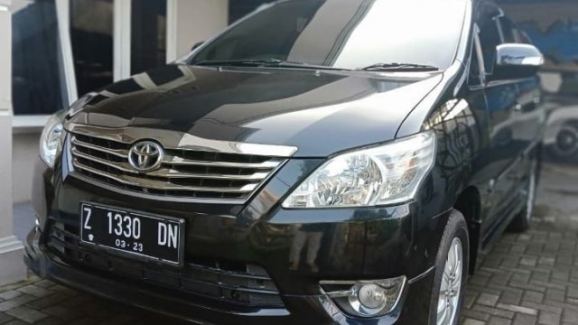 Toyota Kijang Innova G Luxury. Toyota Kijang Innova G Luxury bekas