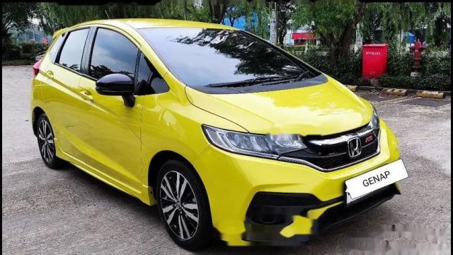 Honda Jazz Rs Kuning. Beli mobil Honda Jazz 2017 warna Kuning bekas harga murah