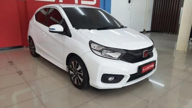 Gambar Mobil Honda Brio 2021. Jual mobil Honda Brio 2021 warna Putih bekas, aman, murah