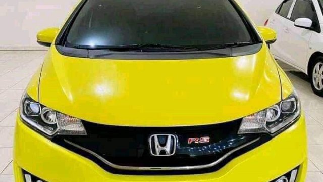 Mobil Honda Jazz Kuning. Beli mobil Honda Jazz warna Kuning bekas harga murah kualitas