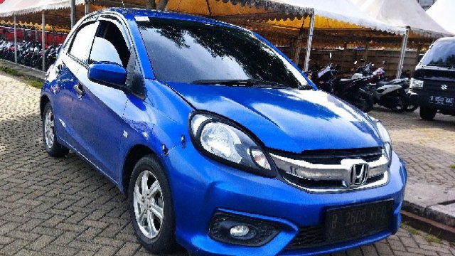 Gambar Mobil Honda Brio. Jual beli Honda Brio 2017 bekas murah di Indonesia