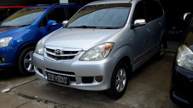 Harga Kijang Innova Bekas 2009. Promo akhir tahun Toyota 2009 bekas, baru dengan diskon fantastis