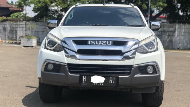 Harga Isuzu Panther Touring. Jual Beli Mobil Panther TOURING Bekas Murah & Cari Mobil Bekas