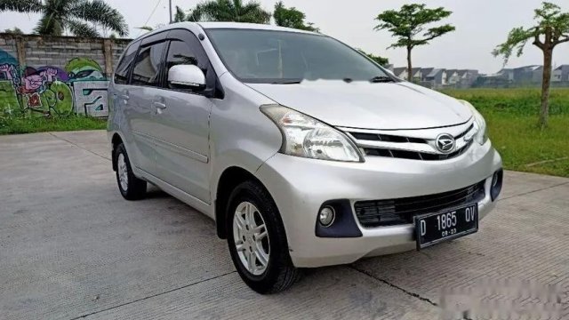 Harga Mobil Xenia Tahun 2012. Jual beli Daihatsu Xenia 2012 bekas murah di Indonesia