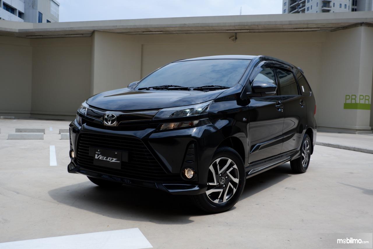 Modifikasi Avanza Veloz 2019 Hitam. Review Toyota Avanza Veloz 2019: Perubahan Yang Mengikuti