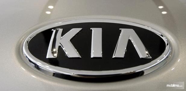 Harga Mobil Kia Second. Harga Mobil Bekas KIA Anjlok, Penurunan Hingga 40%