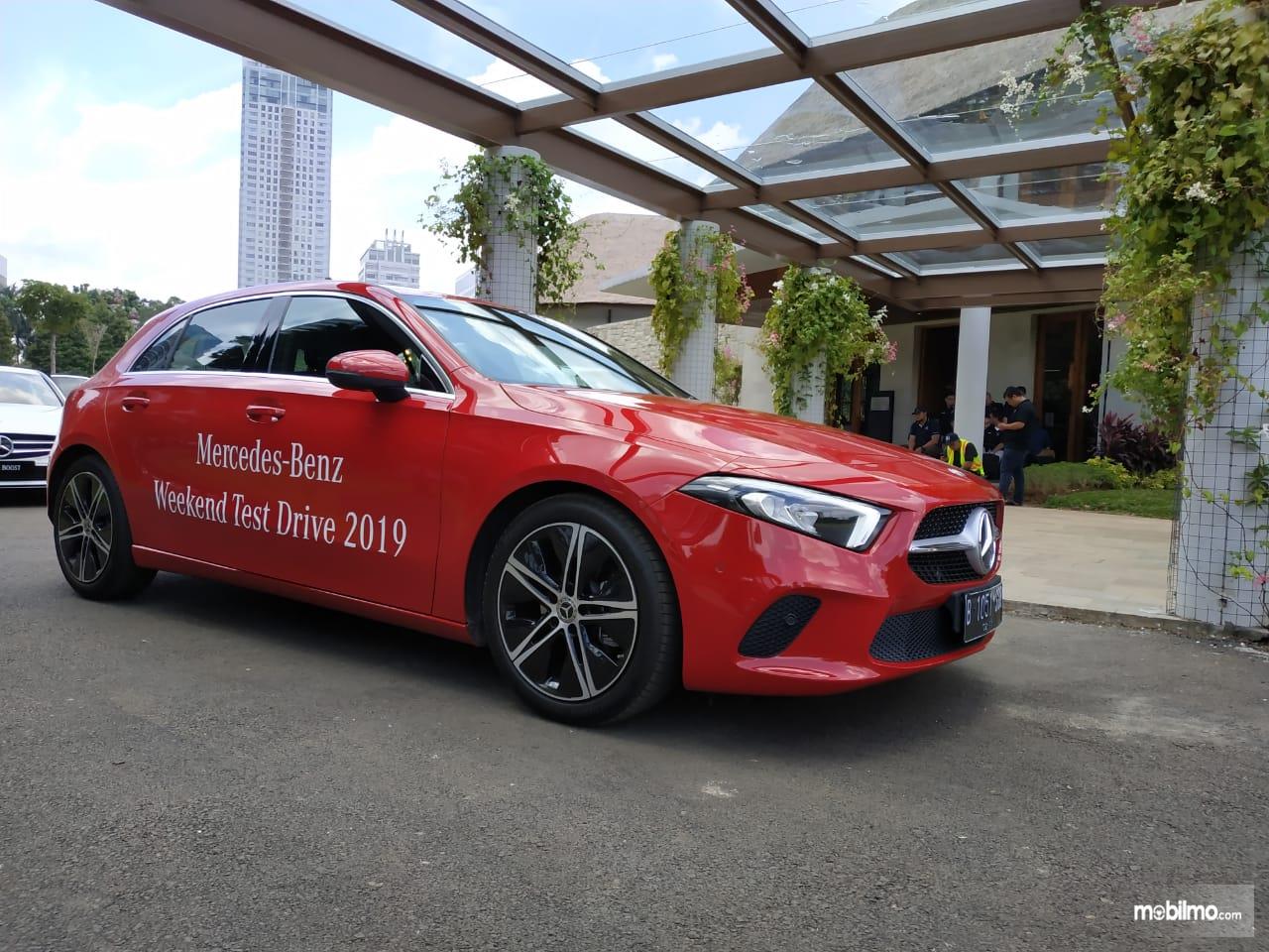 Mercedes A Class Progressive Line. Review Mercedes-Benz A200 Progressive Line 2019