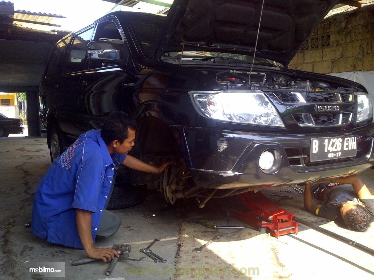 As Roda Depan Panther. Ini Penyebab Kaki-Kaki Isuzu Panther Sering Rusak