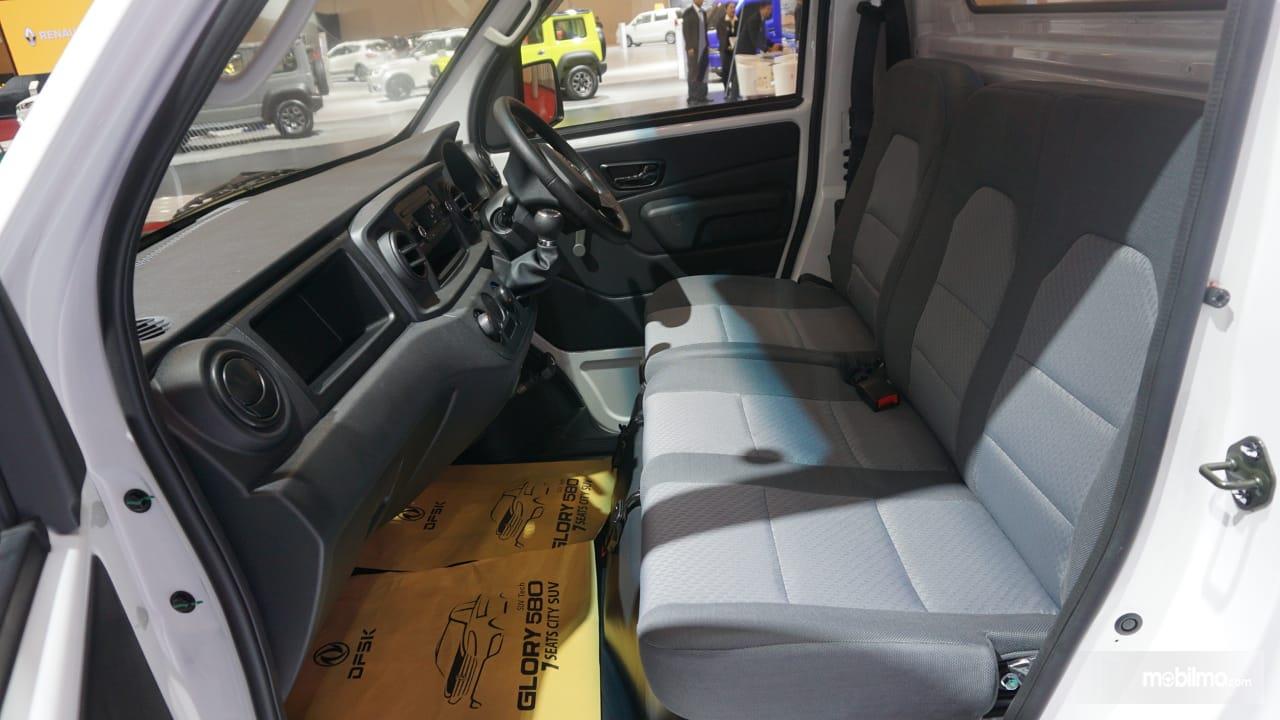 Persneling Mobil Grand Max. Mengapa Tuas Transmisi Pick Up Modern Di Pasang Menyatu