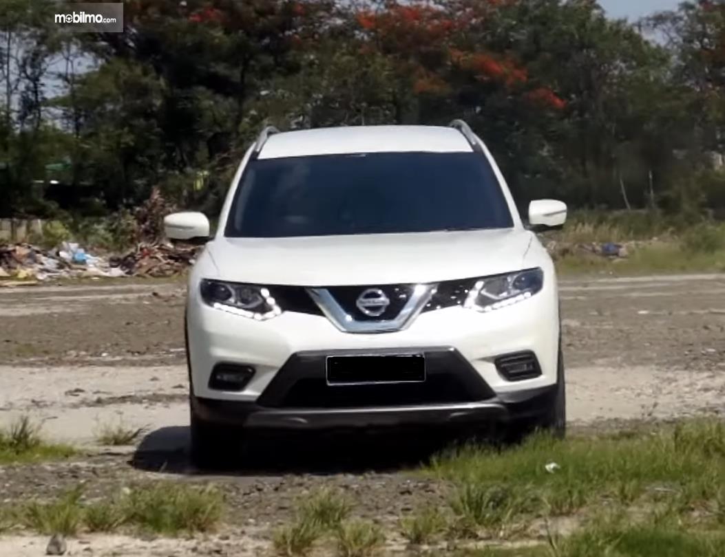 Harga Nissan X Trail Hybrid 2015. Review Nissan X-Trail Hybrid 2015 : Mobil SUV Hybrid Dengan Fitur