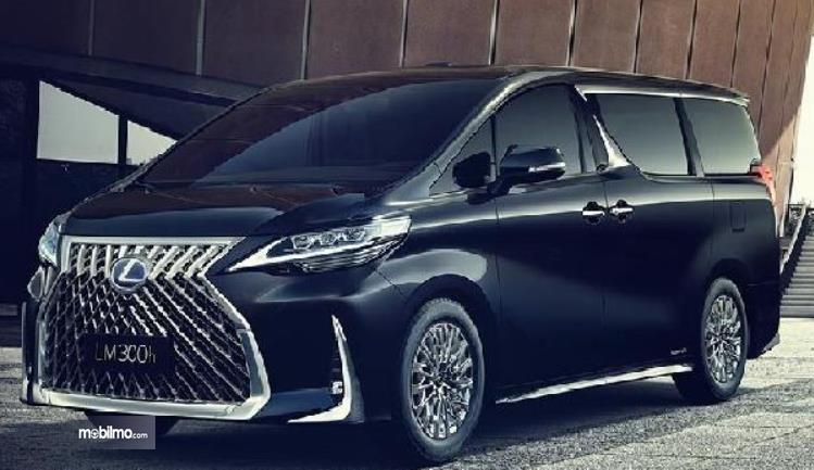 Mobil Keluarga Mewah Lexus. Mobil MPV Mewah Lexus LM300h Belum Meluncur, Di Indonesia