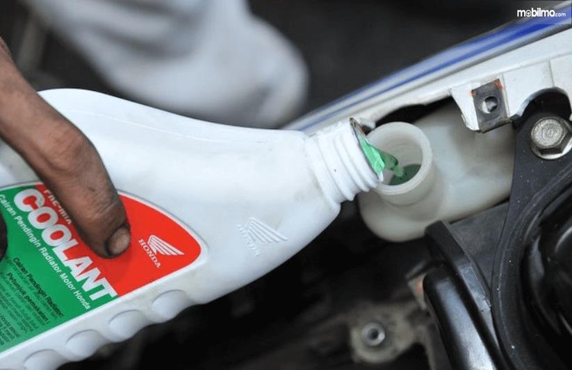 Ciri Ciri Radiator Tersumbat. Beberapa Ciri Radiator Mobil Rusak Perlu Diwaspadai