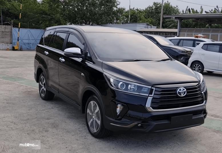 Harga Kijang Innova Venturer 2020. Spesifikasi Toyota Innova Venturer 2020 : MPV Mewah Dengan