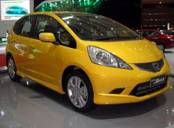 Mobil Honda Warna Kuning. All New Honda Jazz Kini Ada yang Warna Kuning : Okezone Otomotif