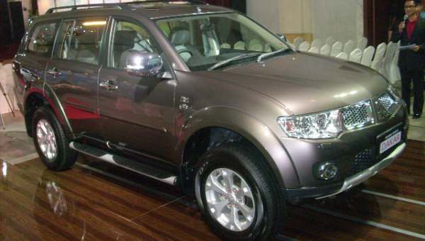 Interior Pajero Sport Dakar 2012. Harga Pajero Sport Model 2012 Mulai Rp364 Juta : Okezone Otomotif