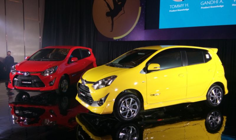 Perbandingan Agya Dan Brio. Nih, Perbedaan Toyota Agya dengan Honda Brio Satya : Okezone