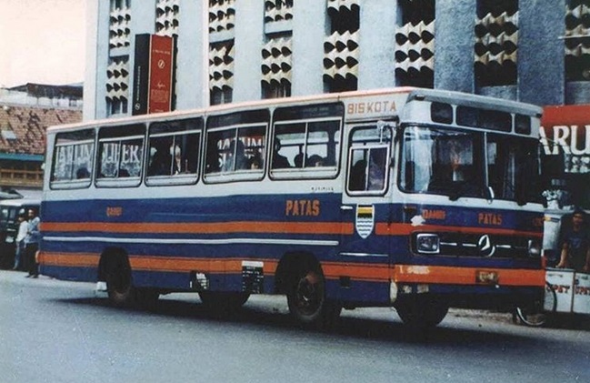 Bus Jadul Tahun 90an. 5 Foto Bus Jadul yang Bikin Rindu Jakarta Tempo Doeloe