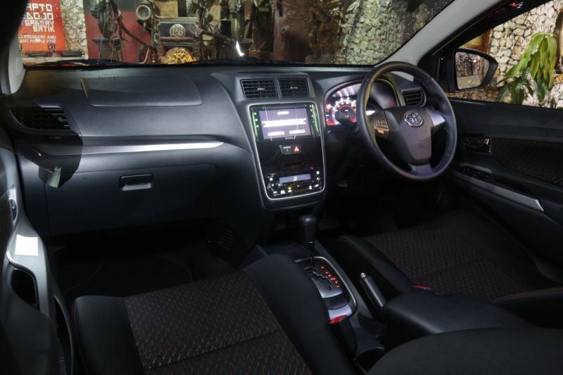 Interior Avanza Modif Simple. Kenali Gaya Mobil Avanza Modifikasi Elegant dari Dalam Tampak