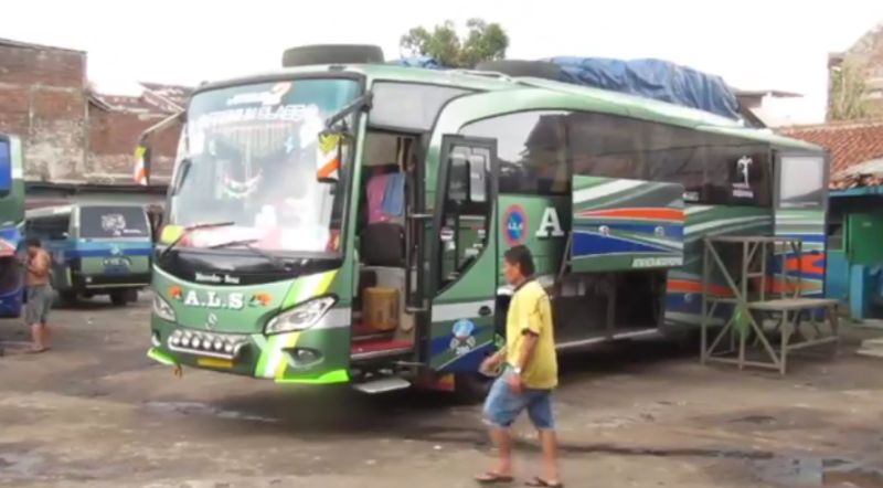 Bus Tercepat Di Jawa. 7 PO Bus Tercepat di Indonesia, Nomor 6 Sang Legenda Jalanan