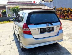 Harga Honda Jazz Kuning Bekas. Jual beli mobil Honda Jazz bekas, baru warna Kuning dengan di