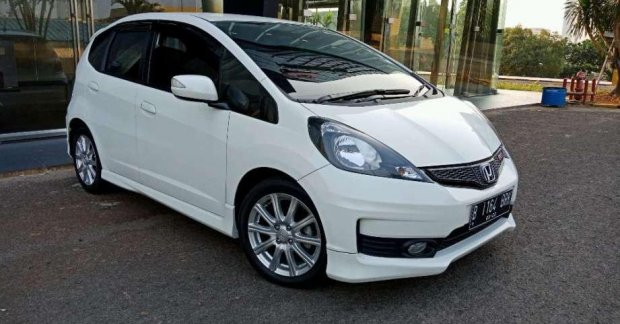 Harga Honda Jazz Rs 2013 Putih. Honda Jazz RS 2013 putih 2170883