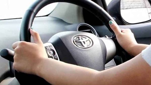 Stir Mobil Tidak Lurus. Pahami Cara Mengatasi Stir Mobil Tidak Lurus Tanpa Perlu ke
