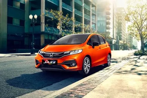 Cc Mobil Honda Jazz. Harga OTR Honda Jazz RS CVT, Review dan Speks Bulan