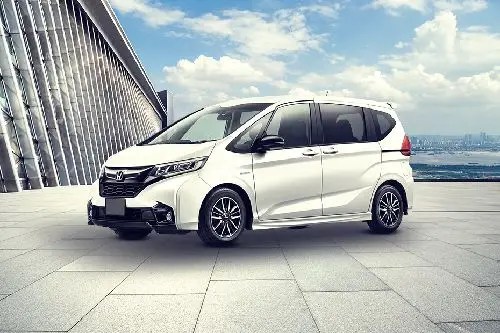 Harga Baru Honda Freed. Harga OTR Honda Freed (2014-2016) A, Review dan Speks Bulan