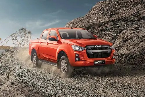 Isuzu D Max Indonesia. Isuzu D Max 2022 Harga OTR, Promo Juli, Spesifikasi & Review